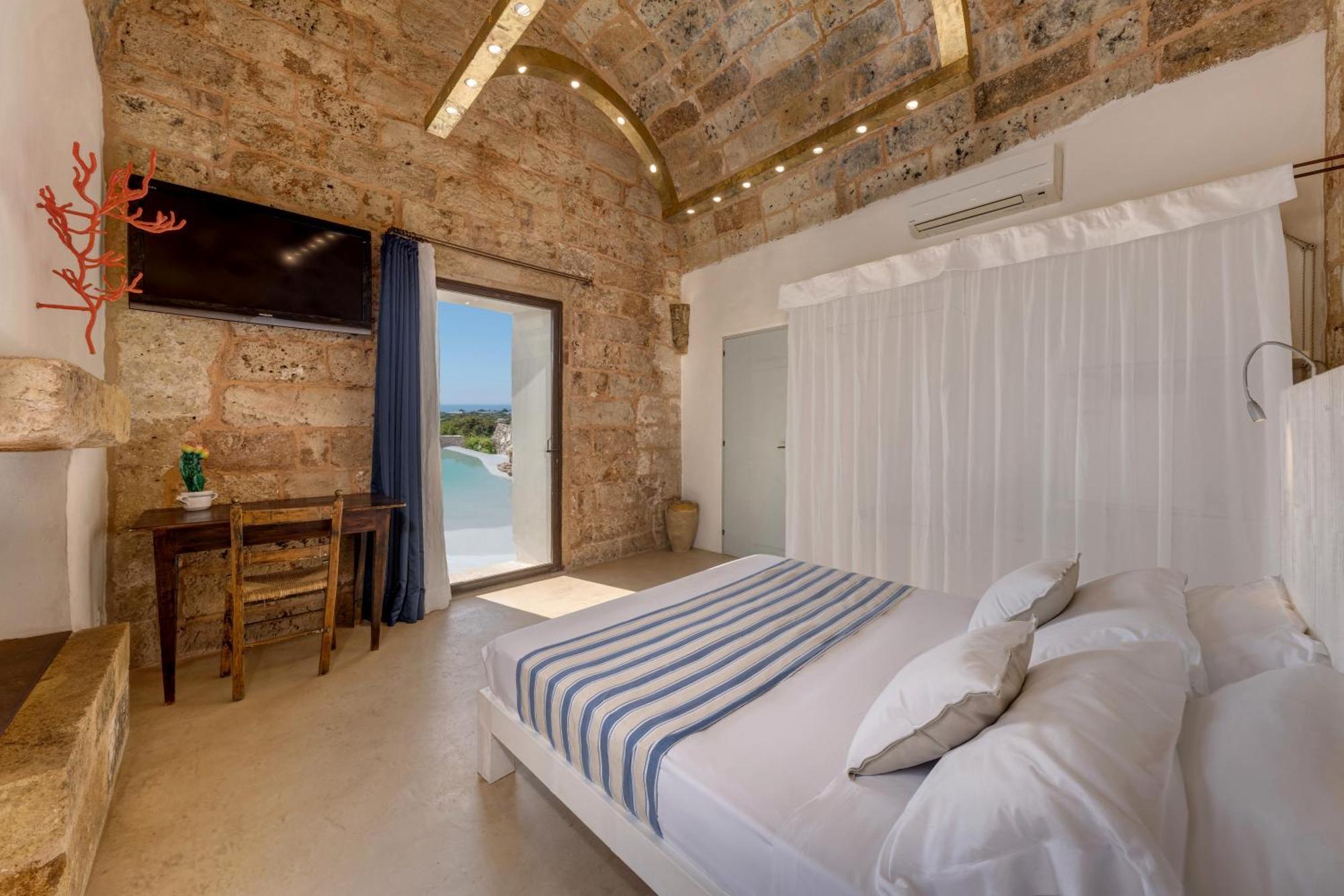 Masseria Samenti Torre Suda Luaran gambar